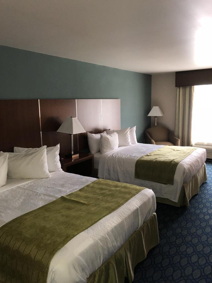 Countryview Inn & Suites Robinson Extérieur photo