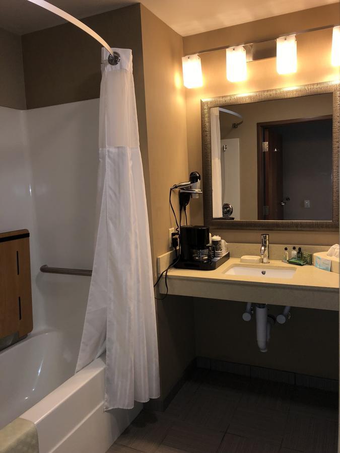 Countryview Inn & Suites Robinson Extérieur photo
