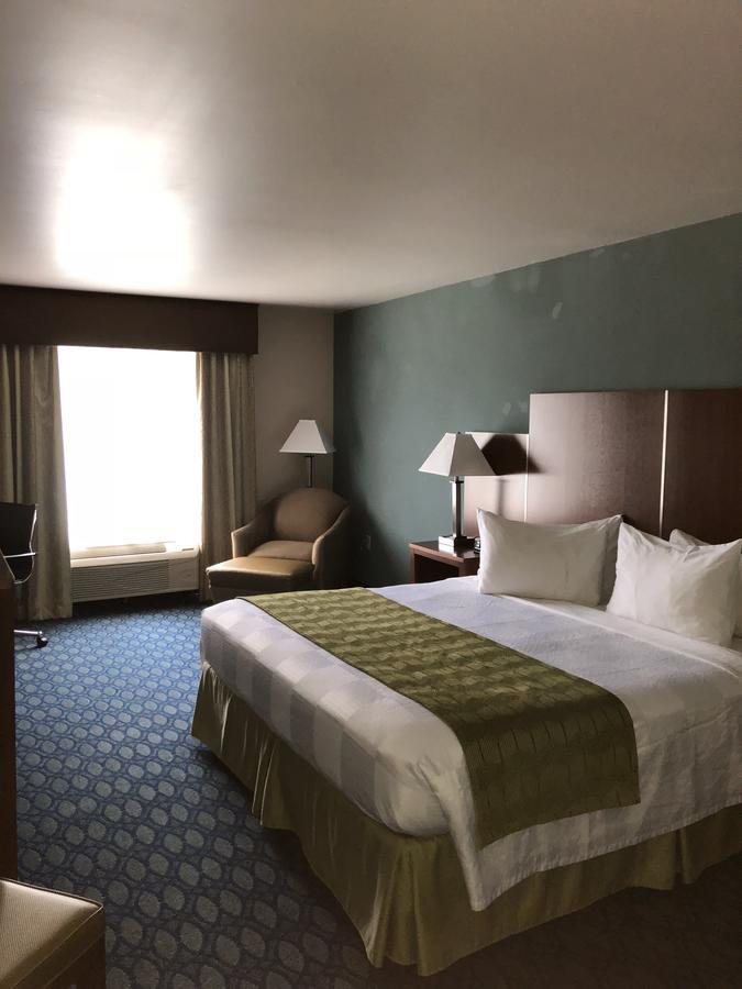 Countryview Inn & Suites Robinson Extérieur photo
