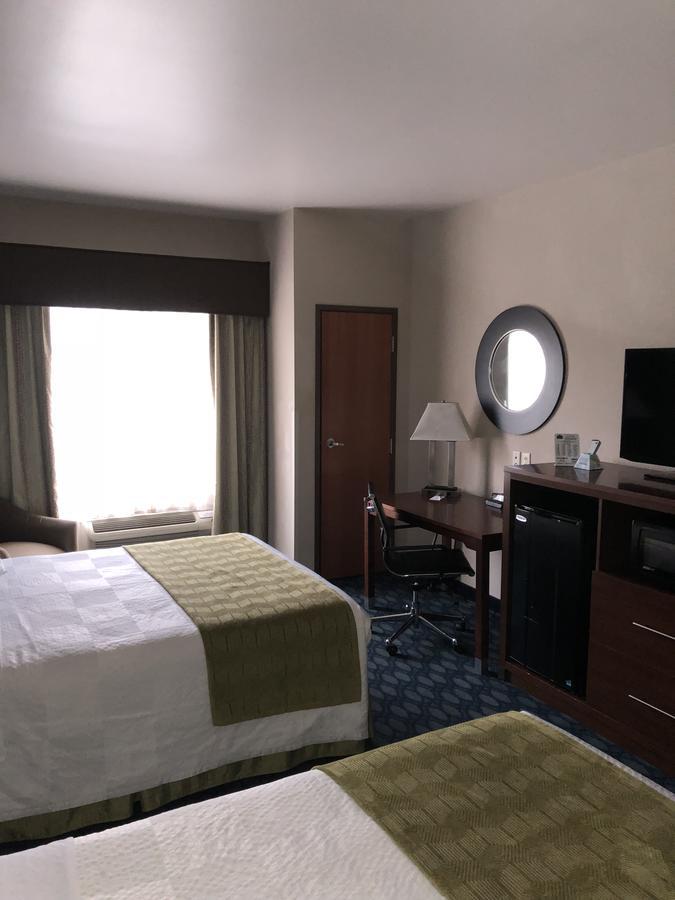 Countryview Inn & Suites Robinson Extérieur photo