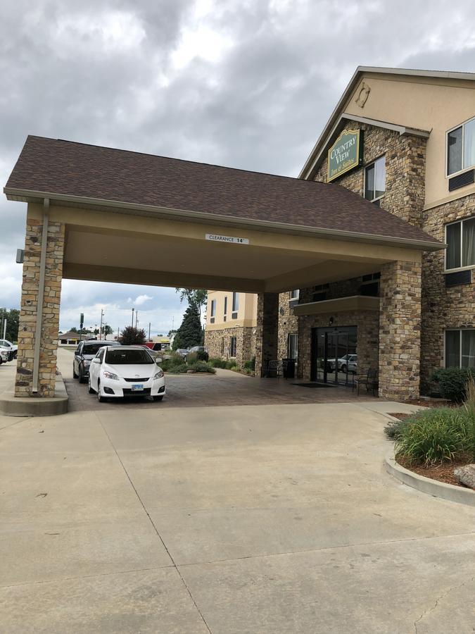 Countryview Inn & Suites Robinson Extérieur photo