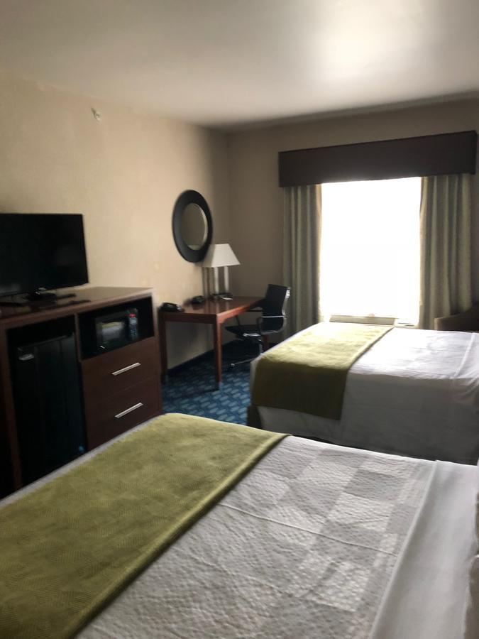 Countryview Inn & Suites Robinson Extérieur photo