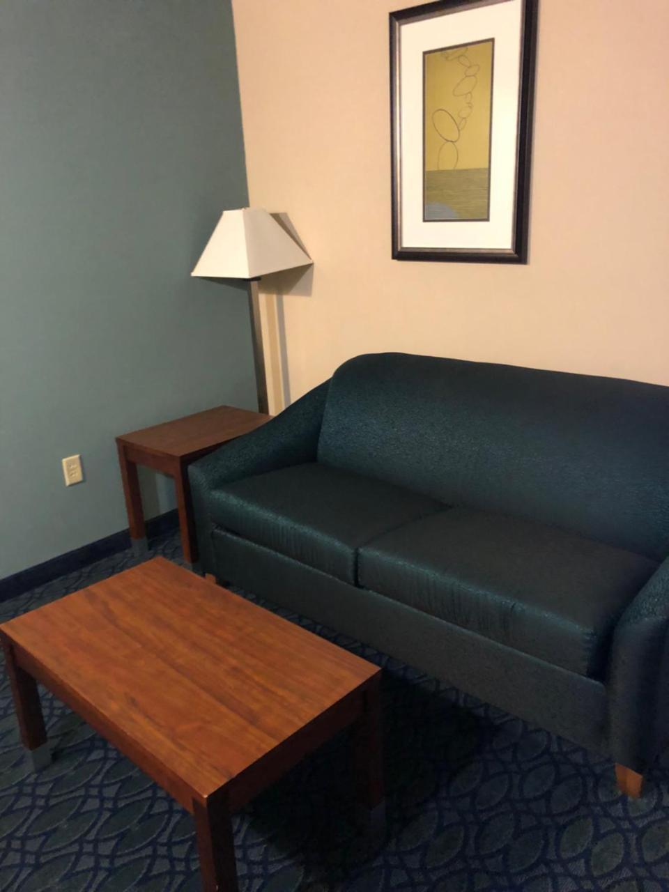 Countryview Inn & Suites Robinson Extérieur photo